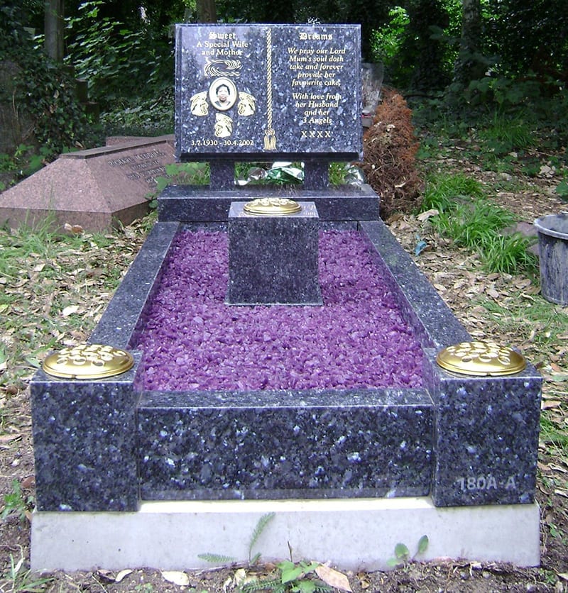 Book Headstone Memorial With Kerbs - Image 2