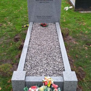 simple value cheap kerb headstone memorial